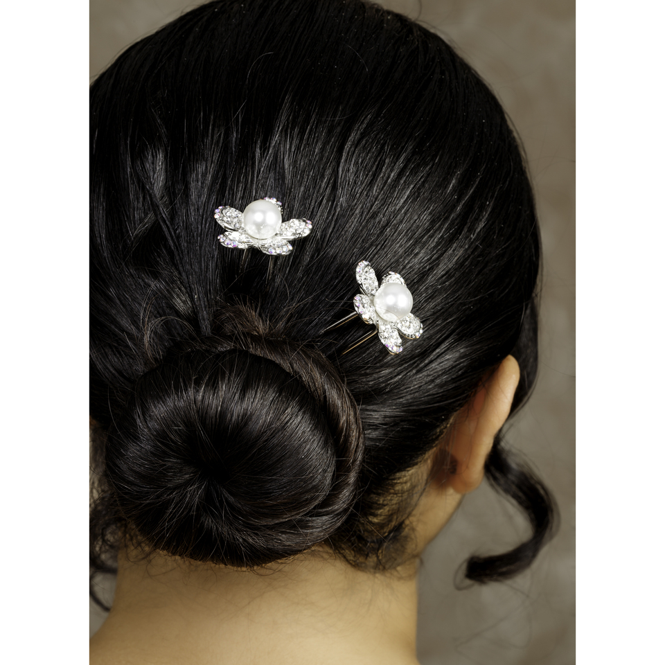 HairPins copy.resized HairPins copy.resized